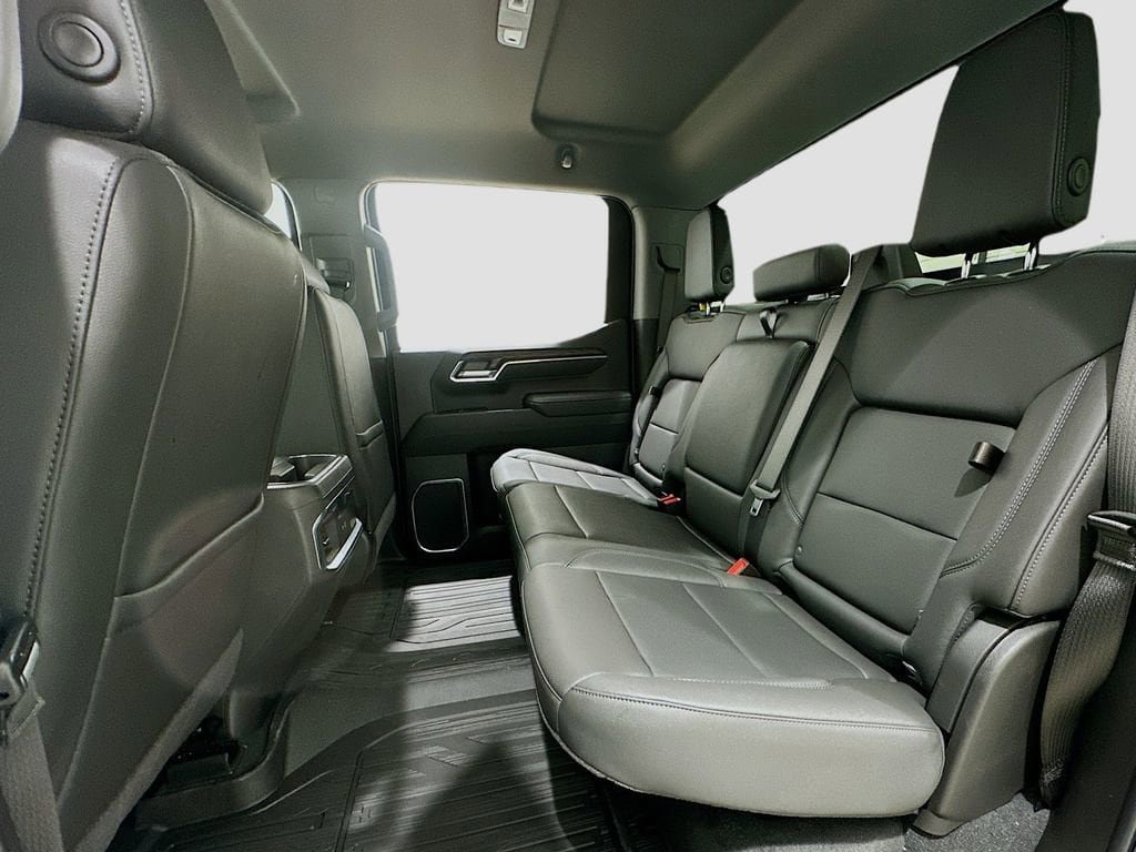 New 2026 GMC Sierra 1500 SLT RWD image 27