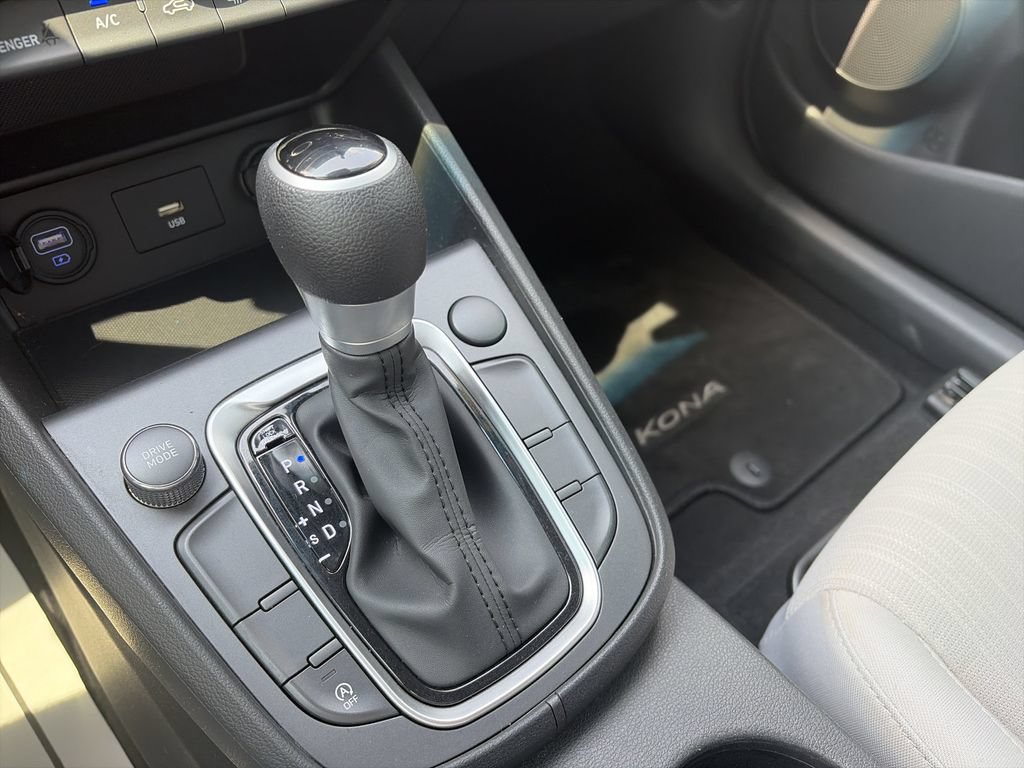 Used 2023 Hyundai Kona SEL FWD image 27