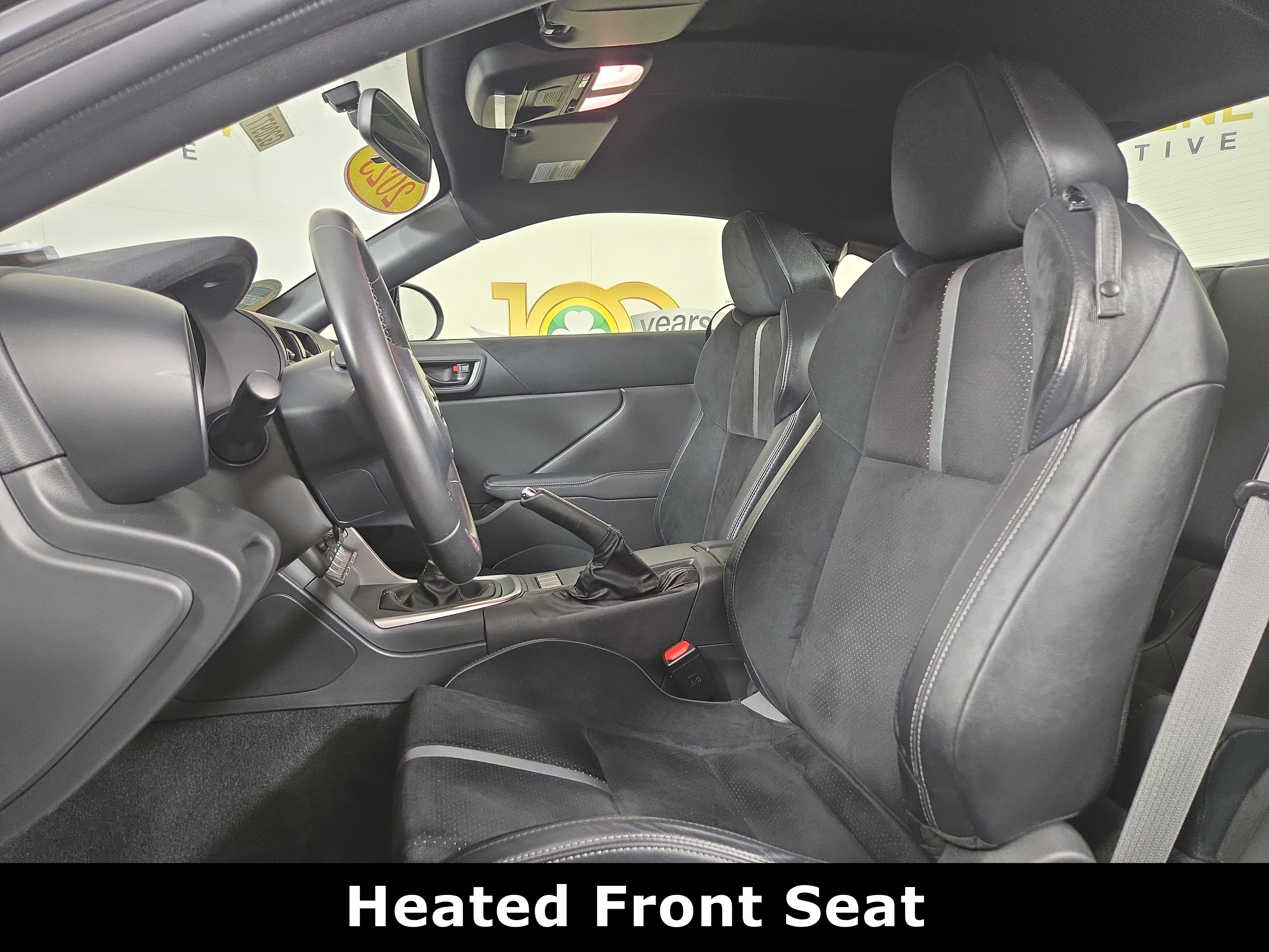 Used 2023 Toyota GR86 Premium w/ ALL Weather Mat Package (TMS) RWD image 11