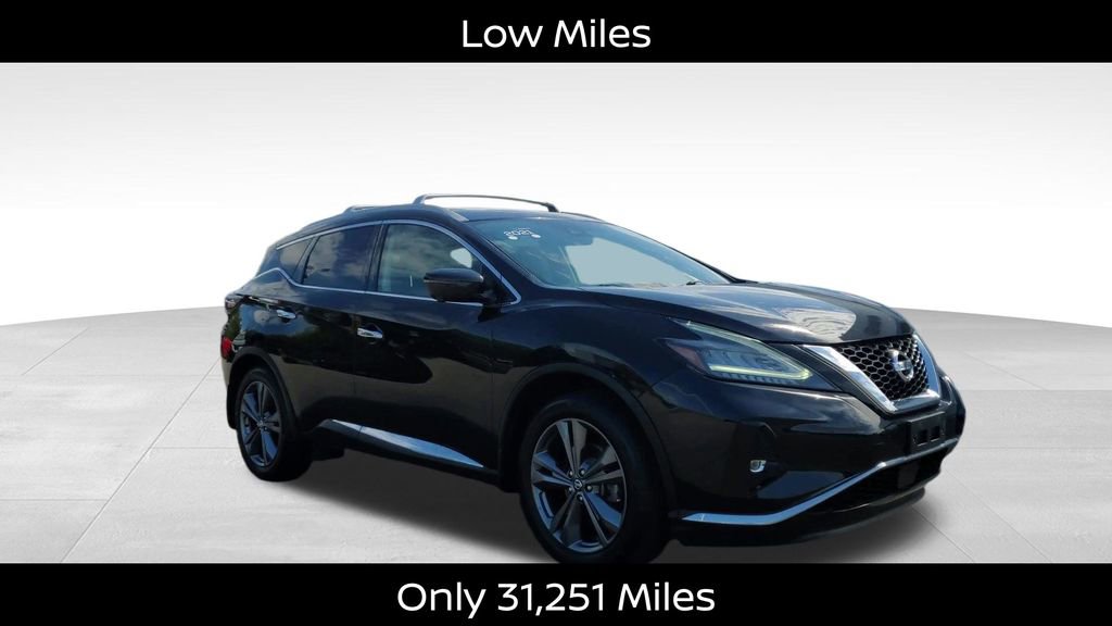 Used 2021 Nissan Murano Platinum image 2