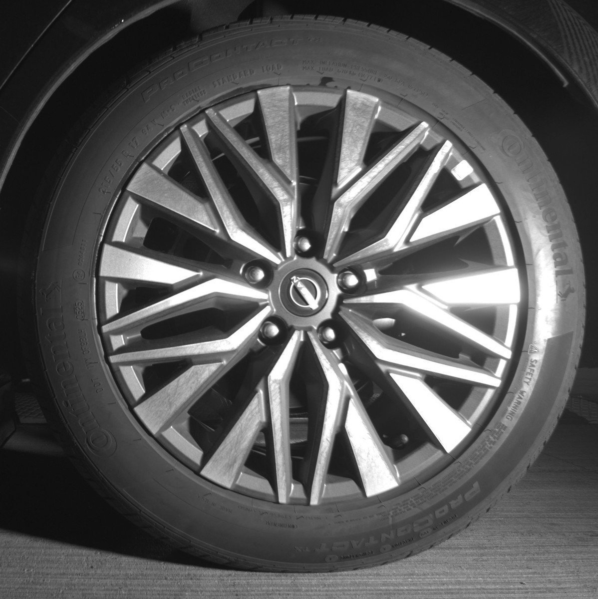 Used 2025 Nissan Altima 2.5 SV image 14