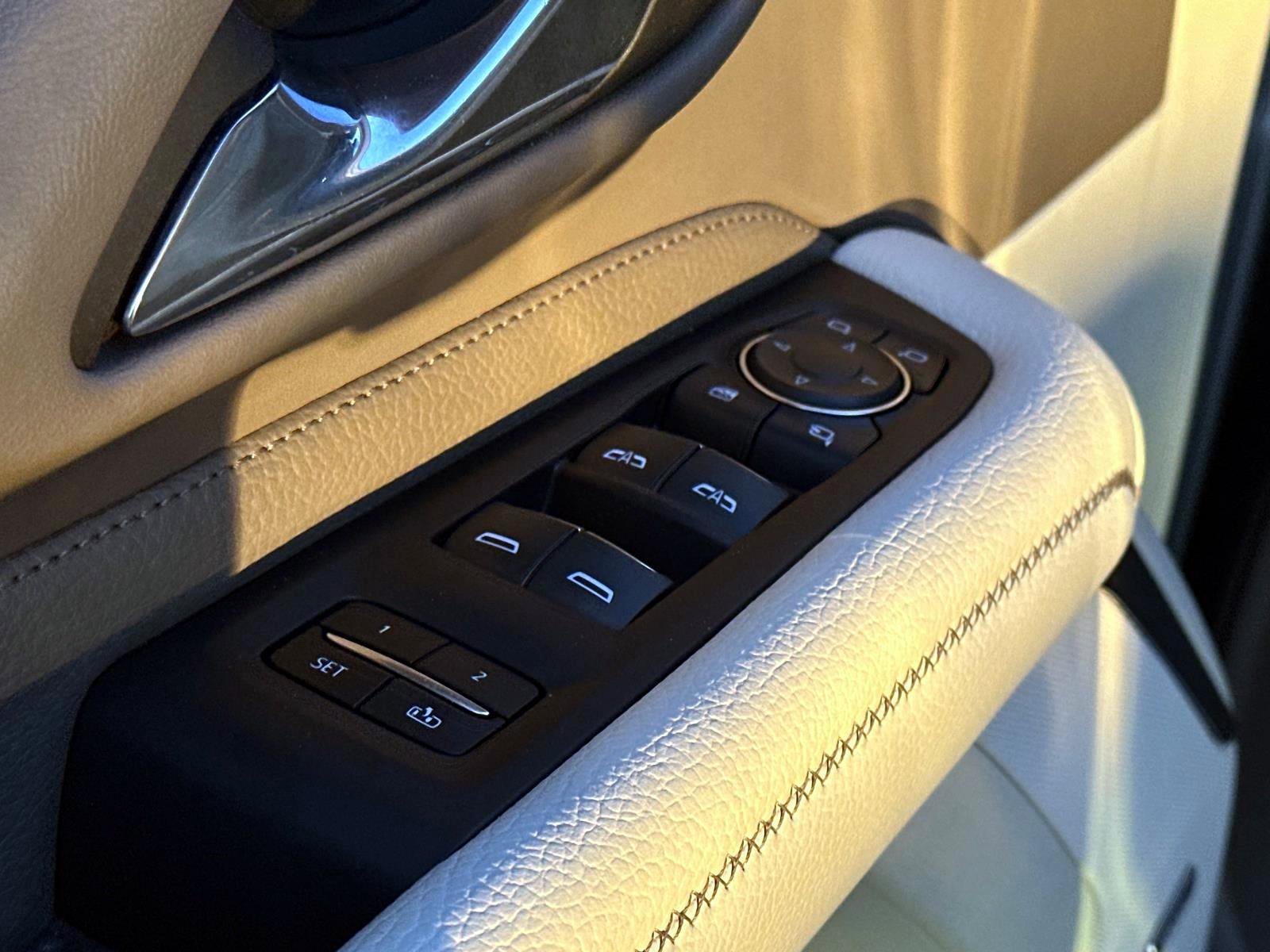 Used 2021 GMC Yukon Denali w/ Denali Ultimate Package image 18