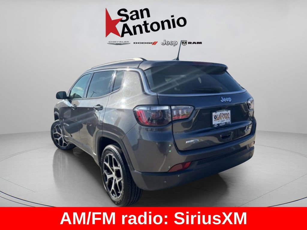 Certified 2024 Jeep Compass Latitude image 5