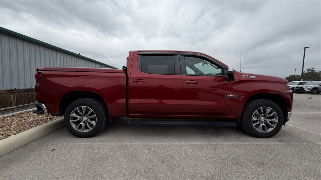 Used 2022 Chevrolet Silverado 1500 LT image 4
