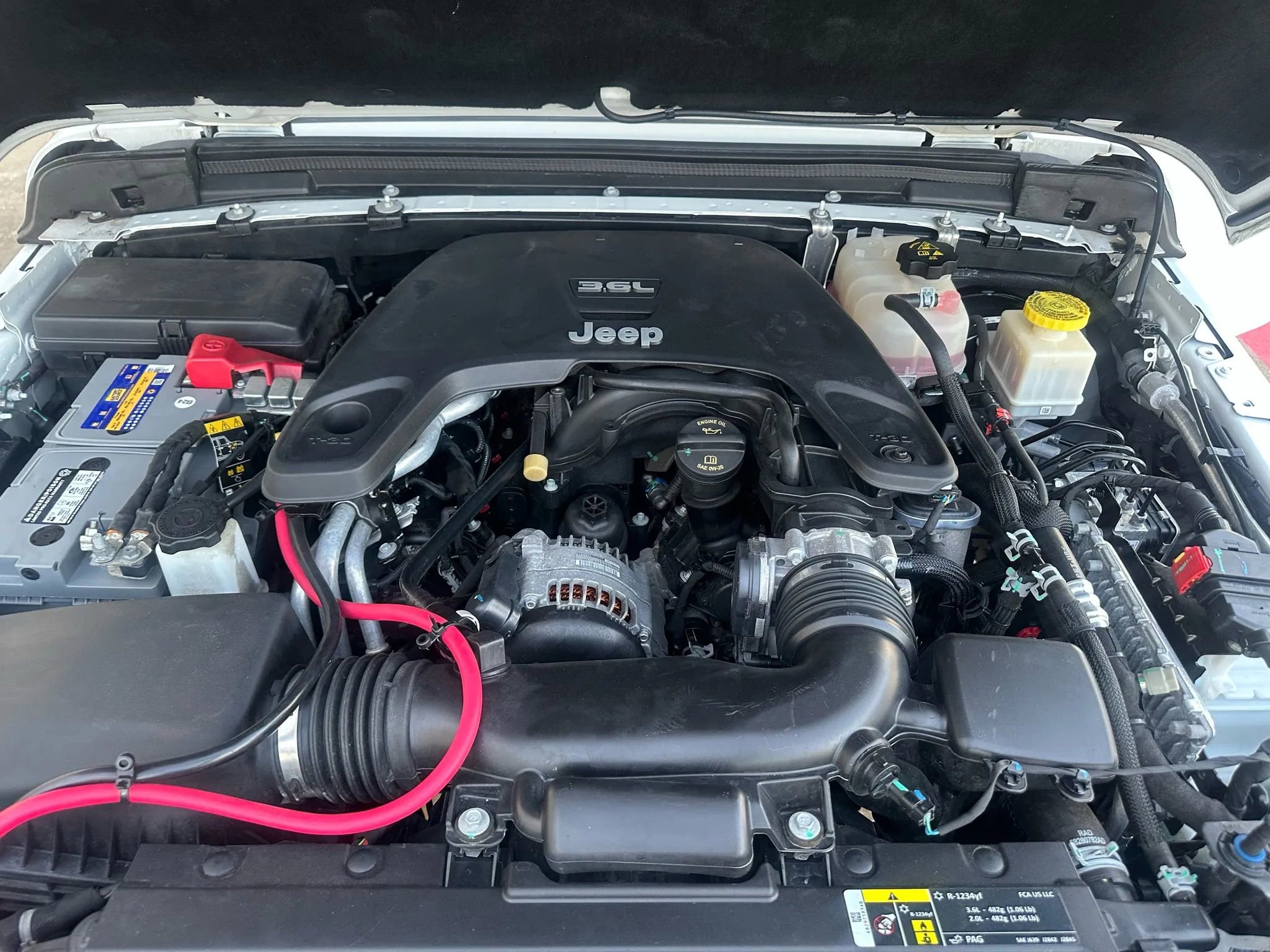 Used 2020 Jeep Gladiator Overland image 25