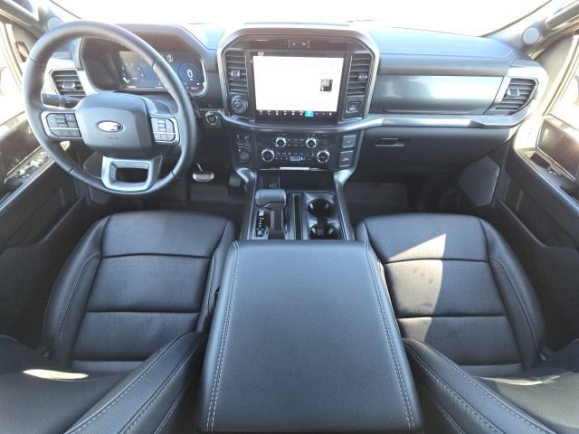 Used 2025 Ford F150 Lariat w/ Equipment Group 501A Mid image 39