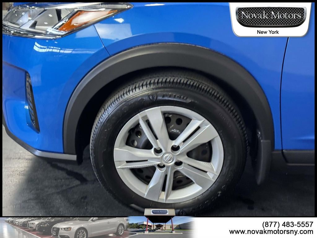 Used 2024 Nissan Kicks S image 5