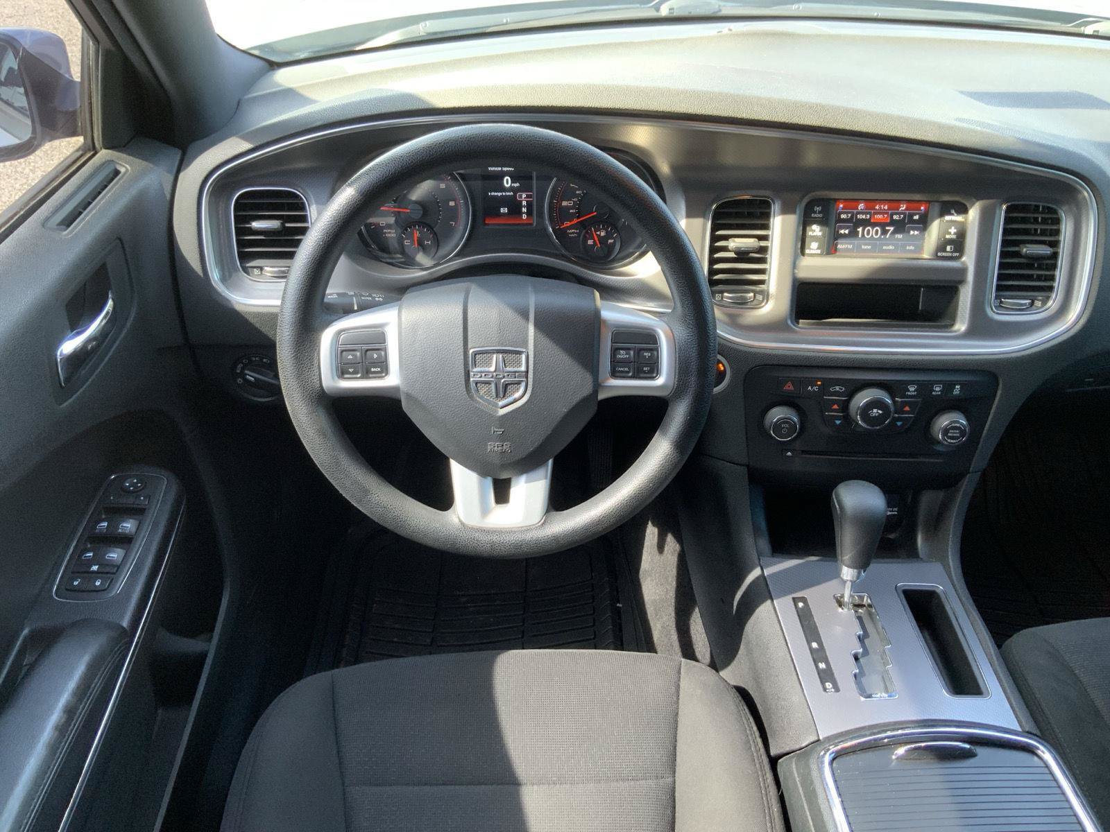 Used 2014 Dodge Charger SE RWD image 18