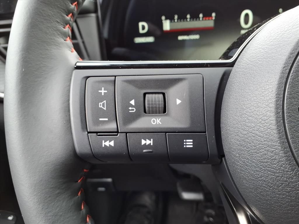 New 2026 Nissan Kicks SR w/ SR Premium Package image 33