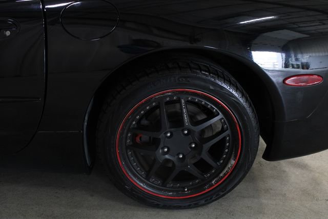 Used 2000 Chevrolet Corvette Coupe w/ Memory Pkg RWD image 25