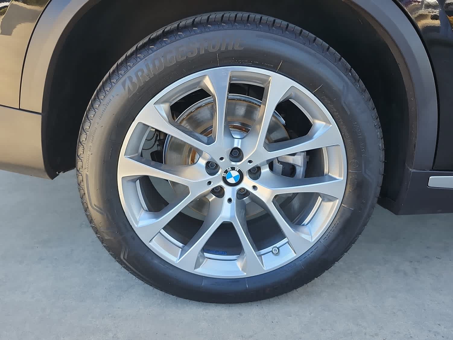 Used 2023 BMW X5 xDrive40i w/ Climate Comfort Package AWD/4WD image 9