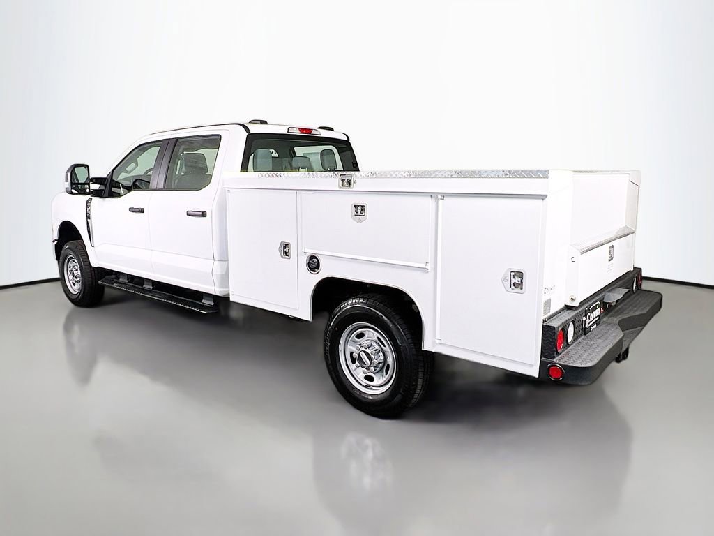 New 2026 Ford F350 XL w/ XL Chrome Package image 11