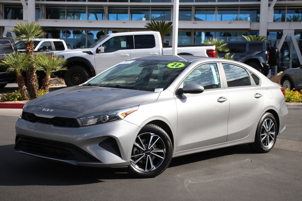 Used 2022 Kia Forte LXS FWD image 1