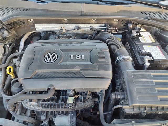 Used 2015 Volkswagen Golf SEL image 34