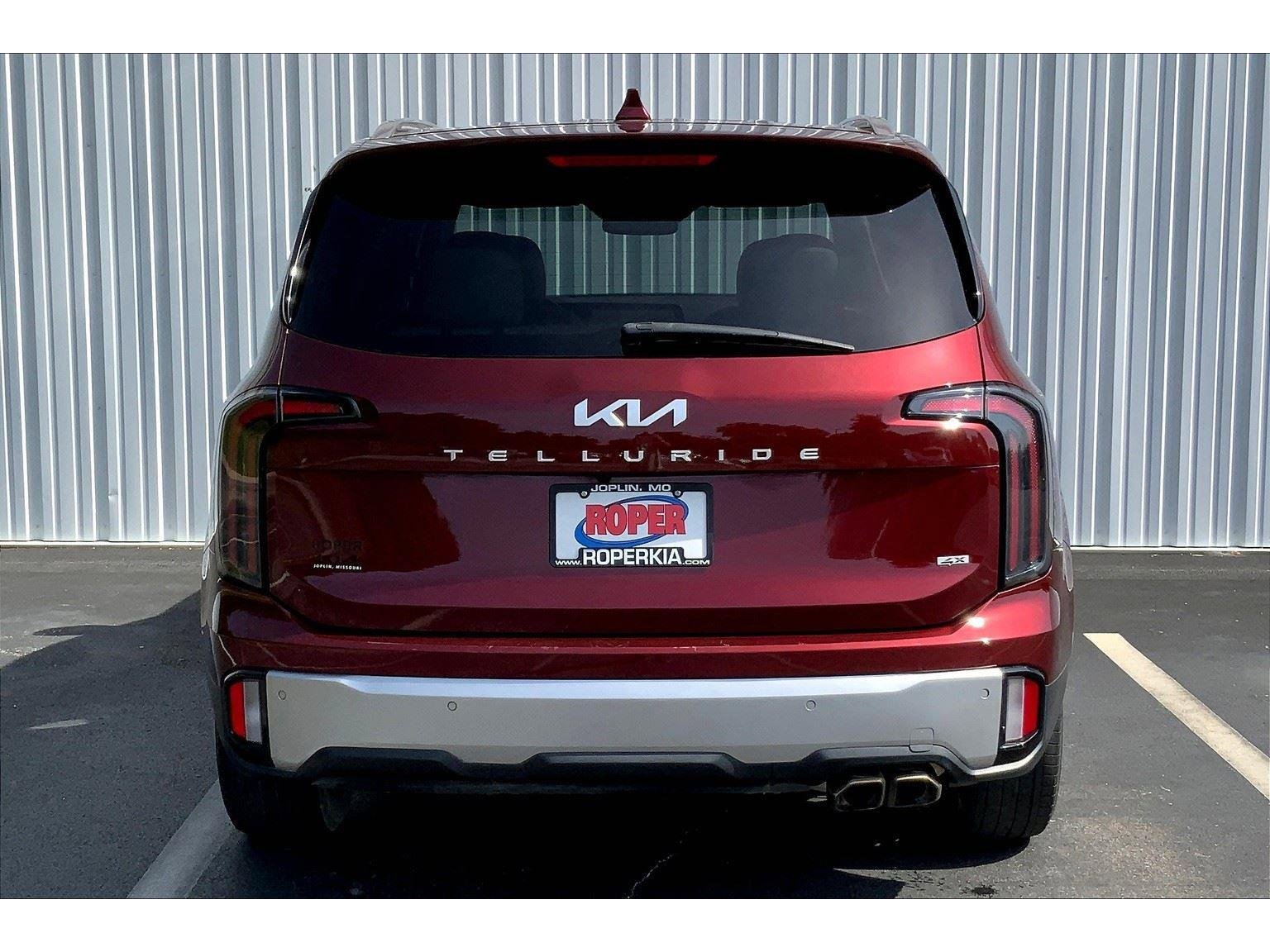 Used 2023 Kia Telluride SX image 4