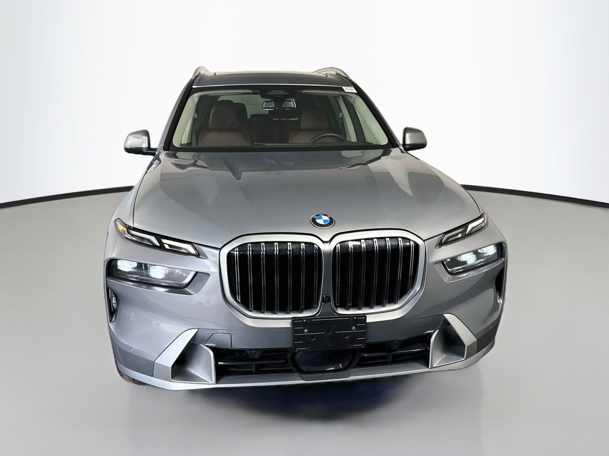 Used 2026 BMW X7 xDrive40i AWD/4WD image 2
