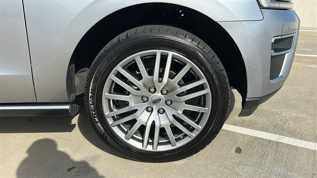 Used 2024 Ford Expedition Max Limited image 17