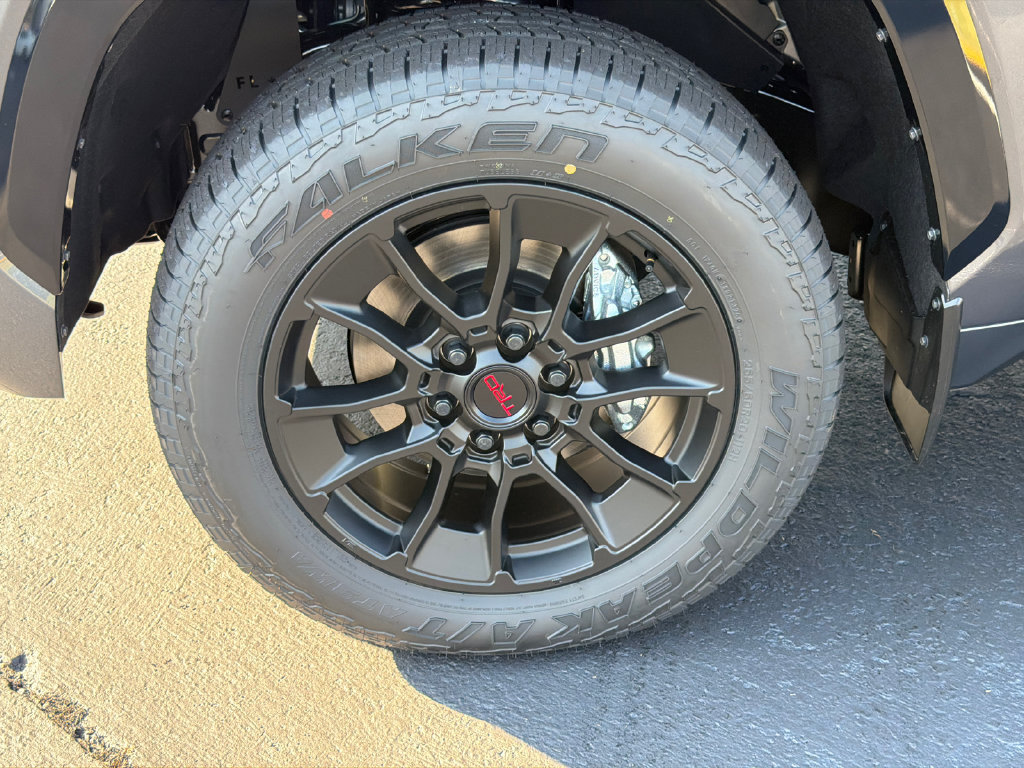 New 2026 Toyota Tundra Platinum w/ TRD Off-Road Package AWD/4WD image 13