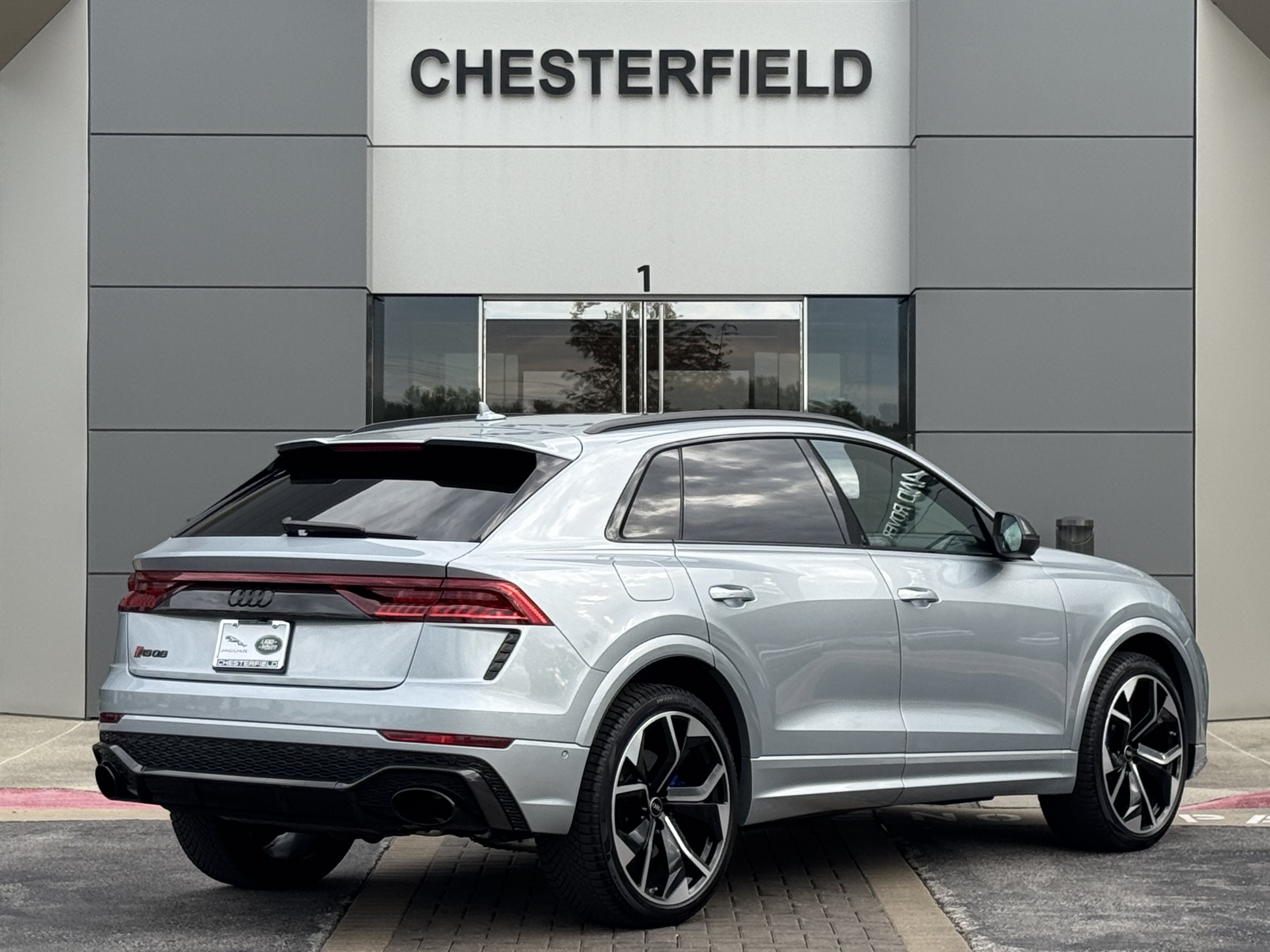 Used 2023 Audi RS Q8 w/ Black Optic Package AWD/4WD image 2
