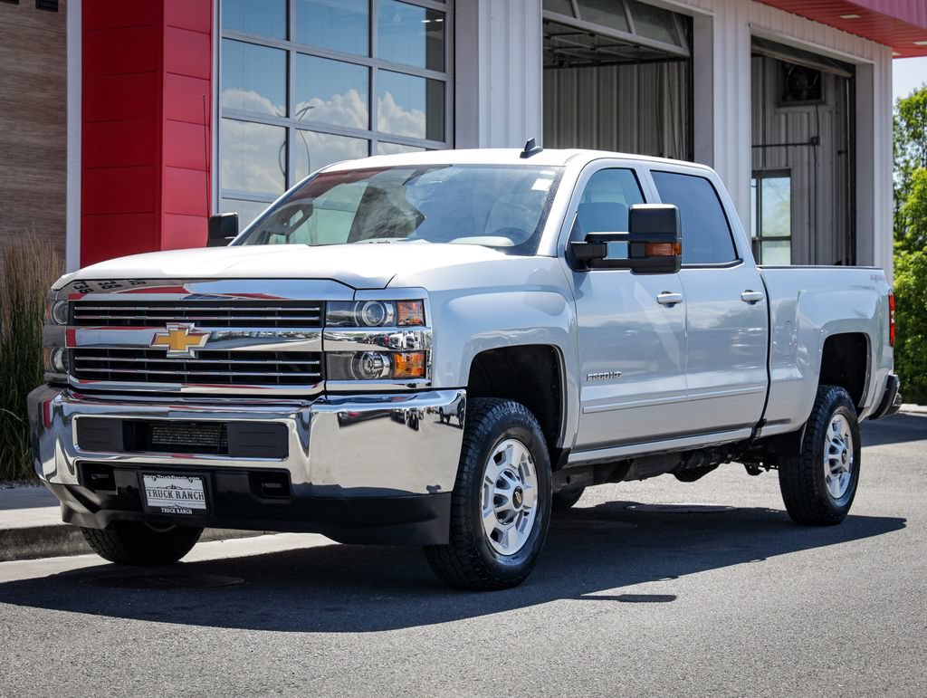 Used 2017 Chevrolet Silverado 2500 LT AWD/4WD image 8