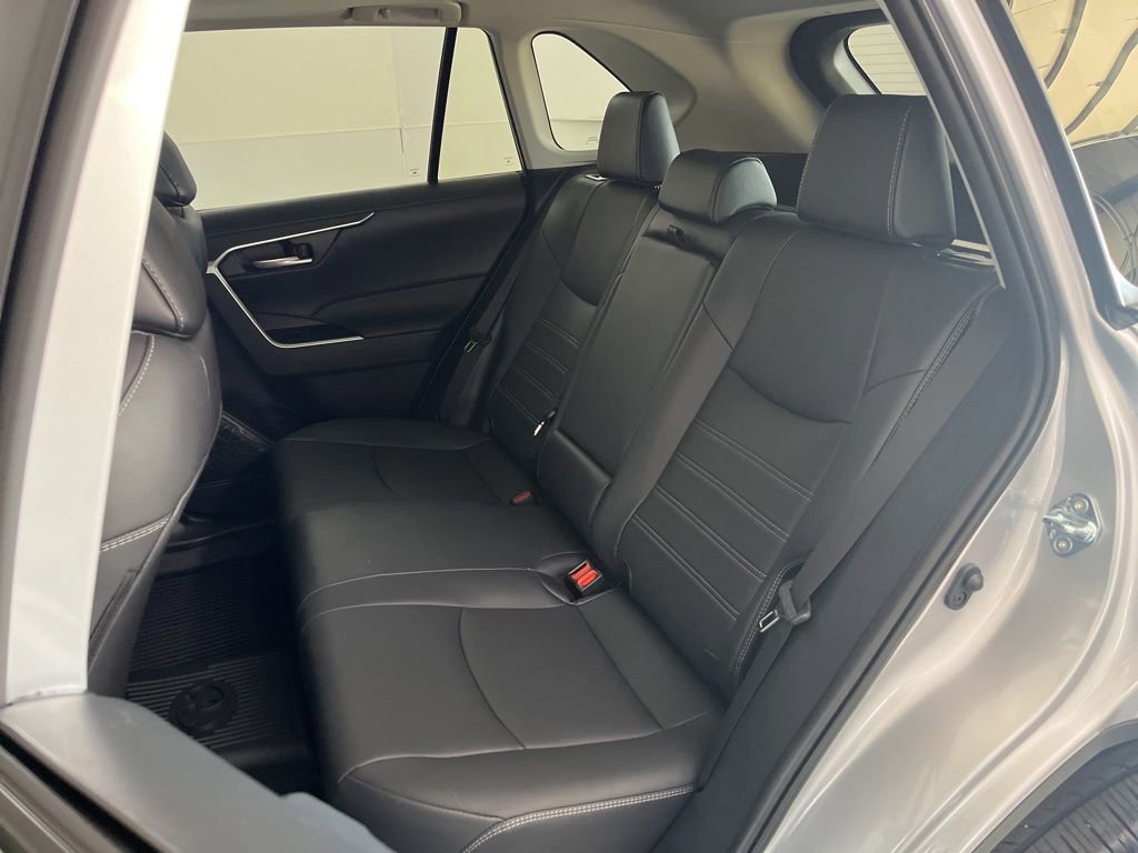 Used 2025 Toyota RAV4 XLE Premium w/ Weather Package AWD/4WD image 20