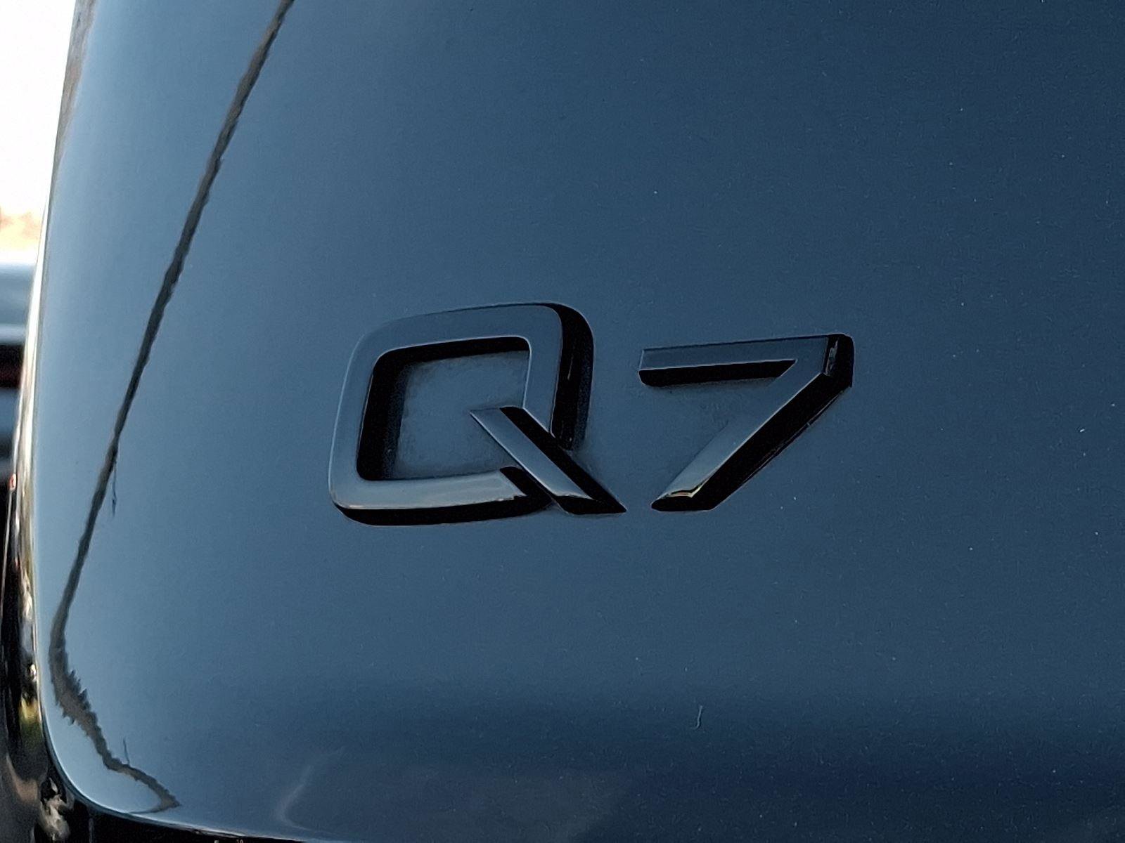 Used 2023 Audi Q7 Premium Plus w/ Premium Plus Package image 32