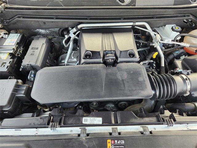 Used 2023 Chevrolet Colorado ZR2 w/ ZR2 Convenience Package III image 16