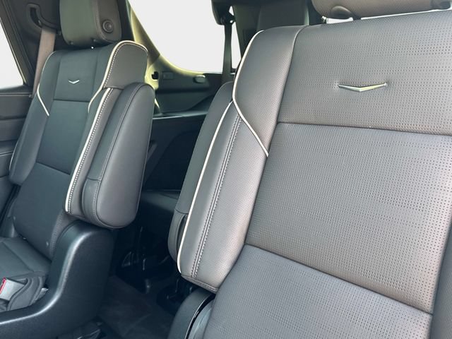New 2026 Cadillac Escalade Sport w/ Touring Package AWD/4WD image 16