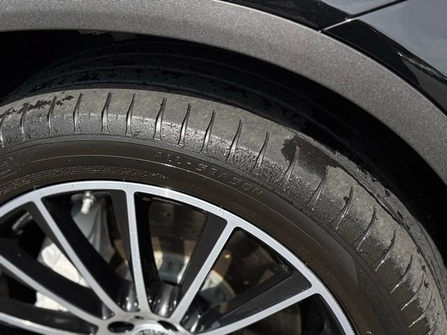 Used 2023 Mercedes-Benz GLC 300 4MATIC Coupe image 13