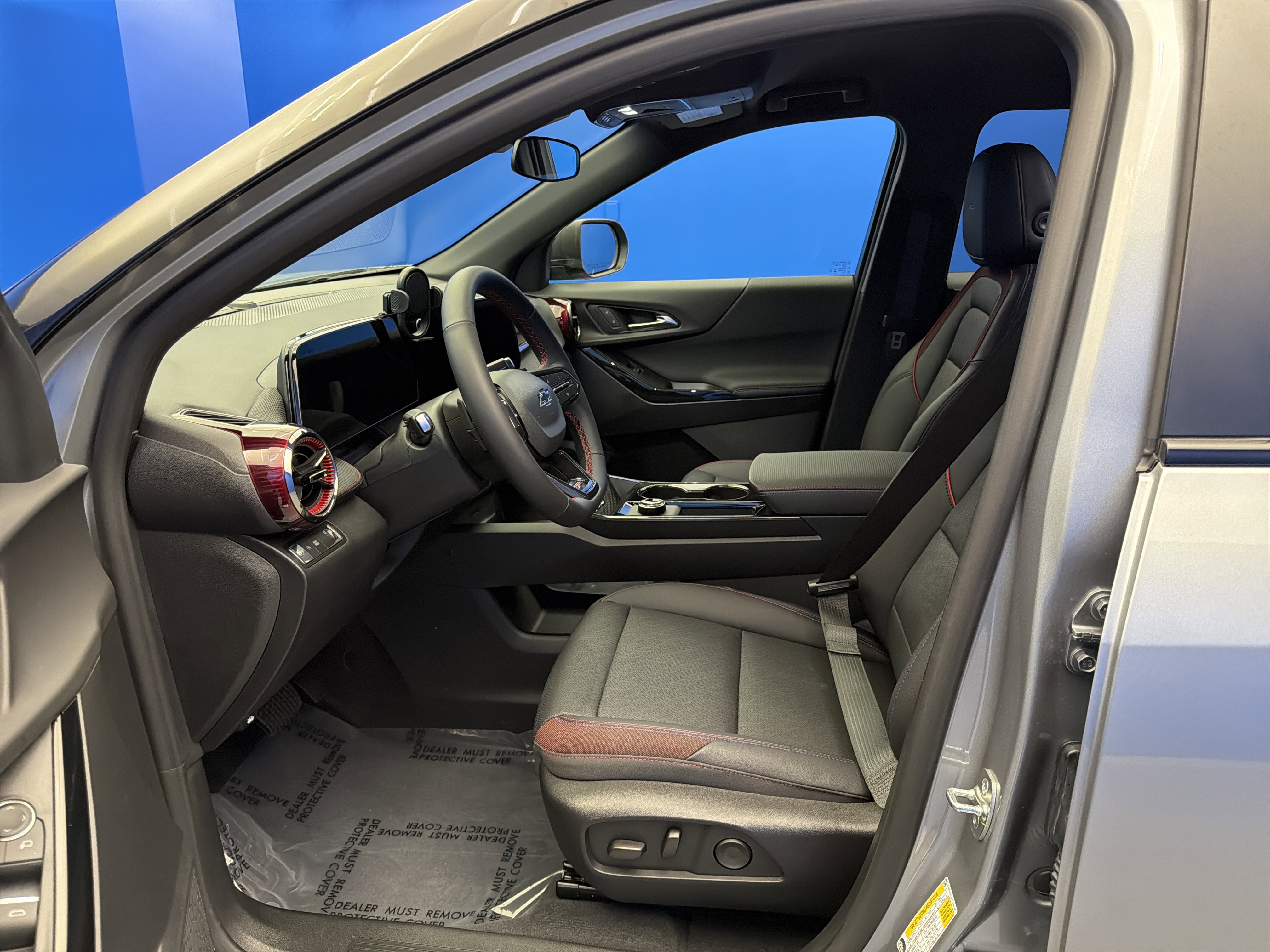 Used 2026 Chevrolet Equinox RS w/ LPO, Floor Liner Package image 12