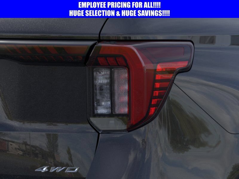 New 2026 Ford Explorer Active AWD/4WD image 21