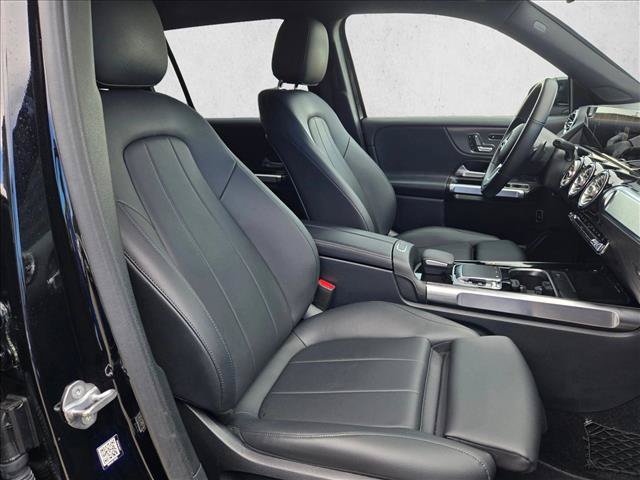 Used 2020 Mercedes-Benz GLB 250 image 20