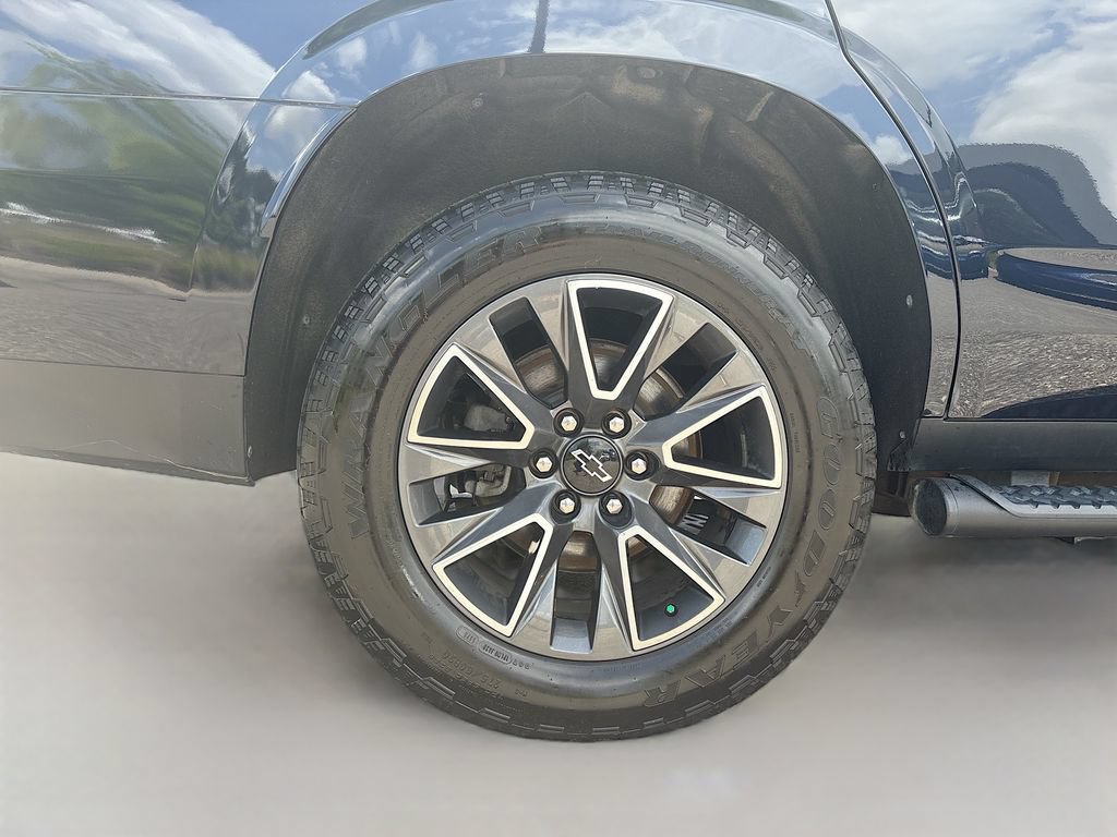 Used 2023 Chevrolet Tahoe Z71 AWD/4WD image 13