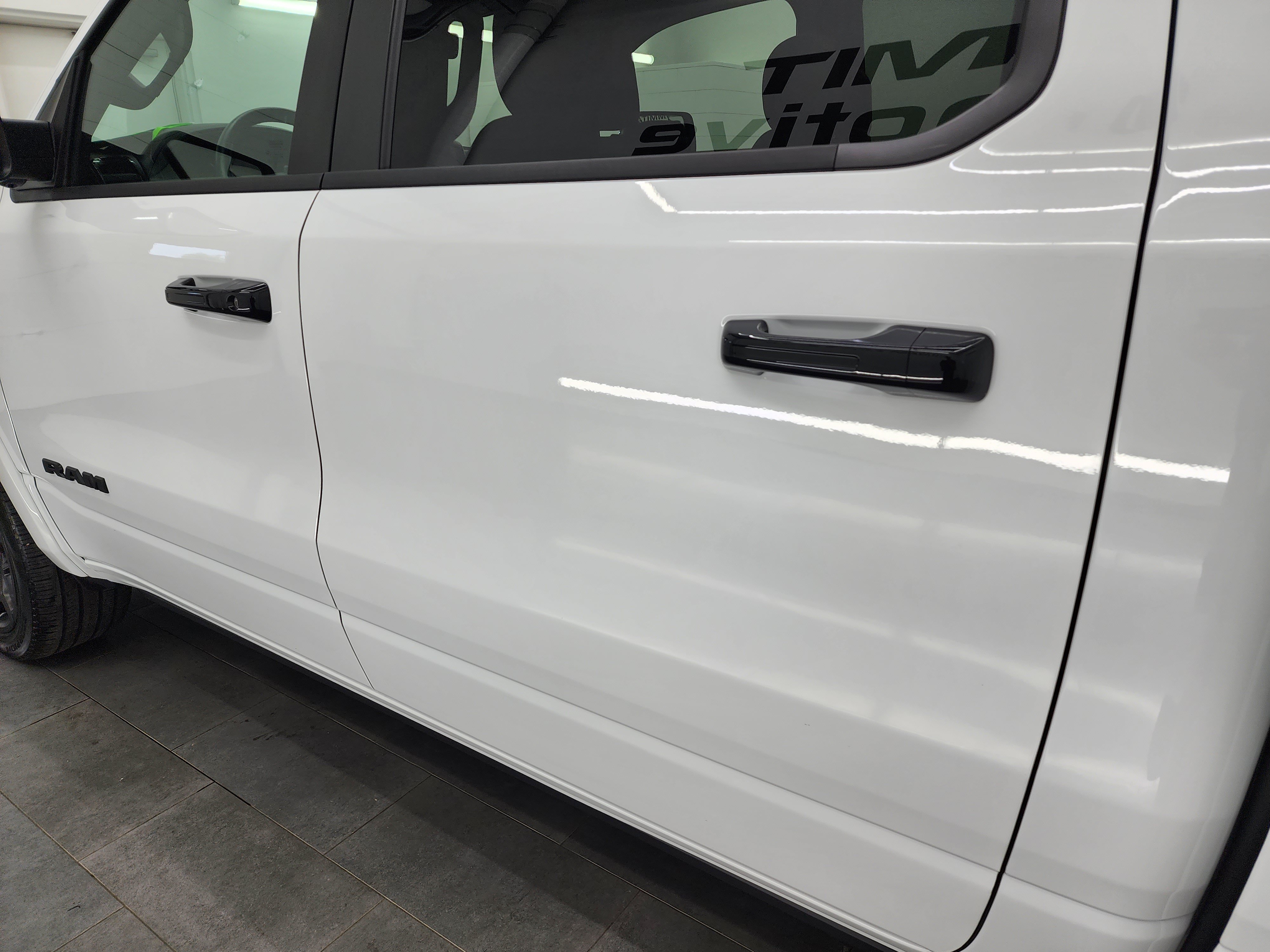 Used 2025 RAM 1500 Limited AWD/4WD image 40