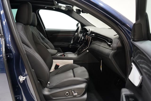 New 2025 Maserati Grecale Modena image 34