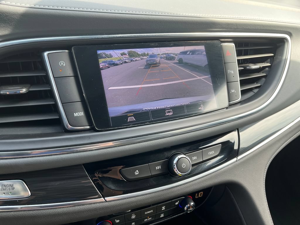 Used 2022 Buick Enclave Essence w/ Sport Touring Edition FWD image 18