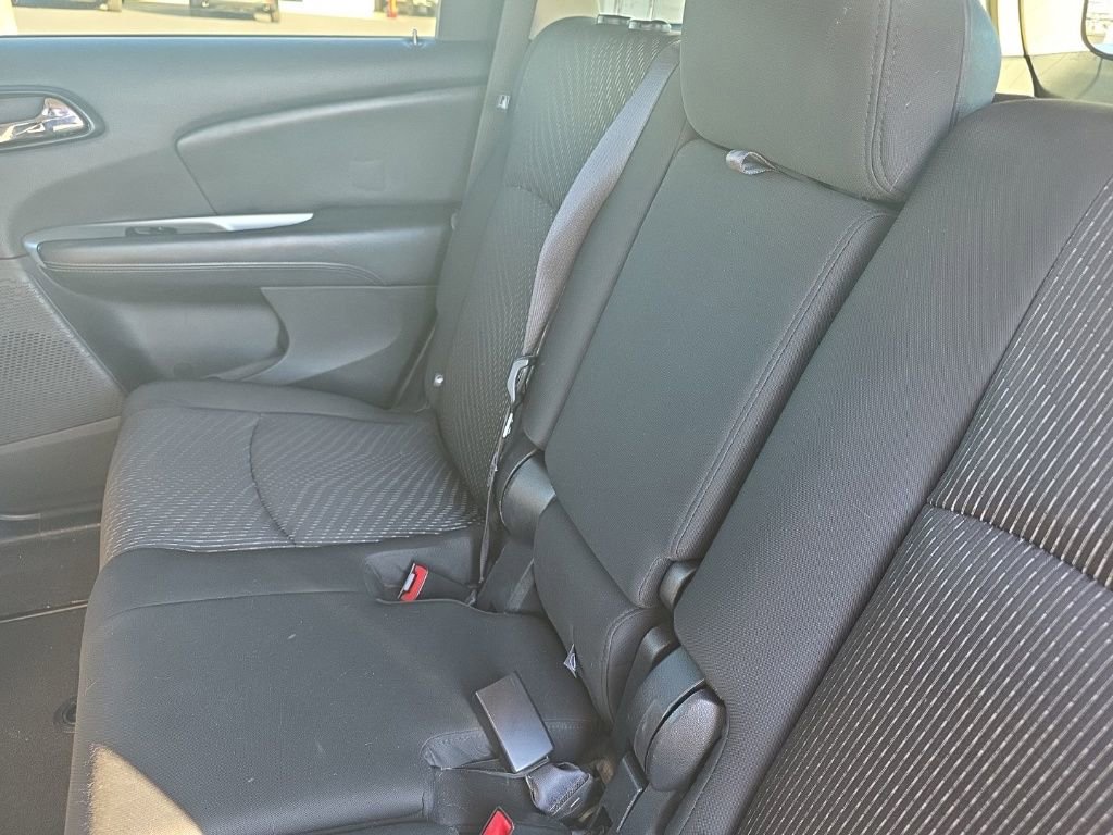 Used 2011 Dodge Journey Mainstreet w/ Sound Group image 20