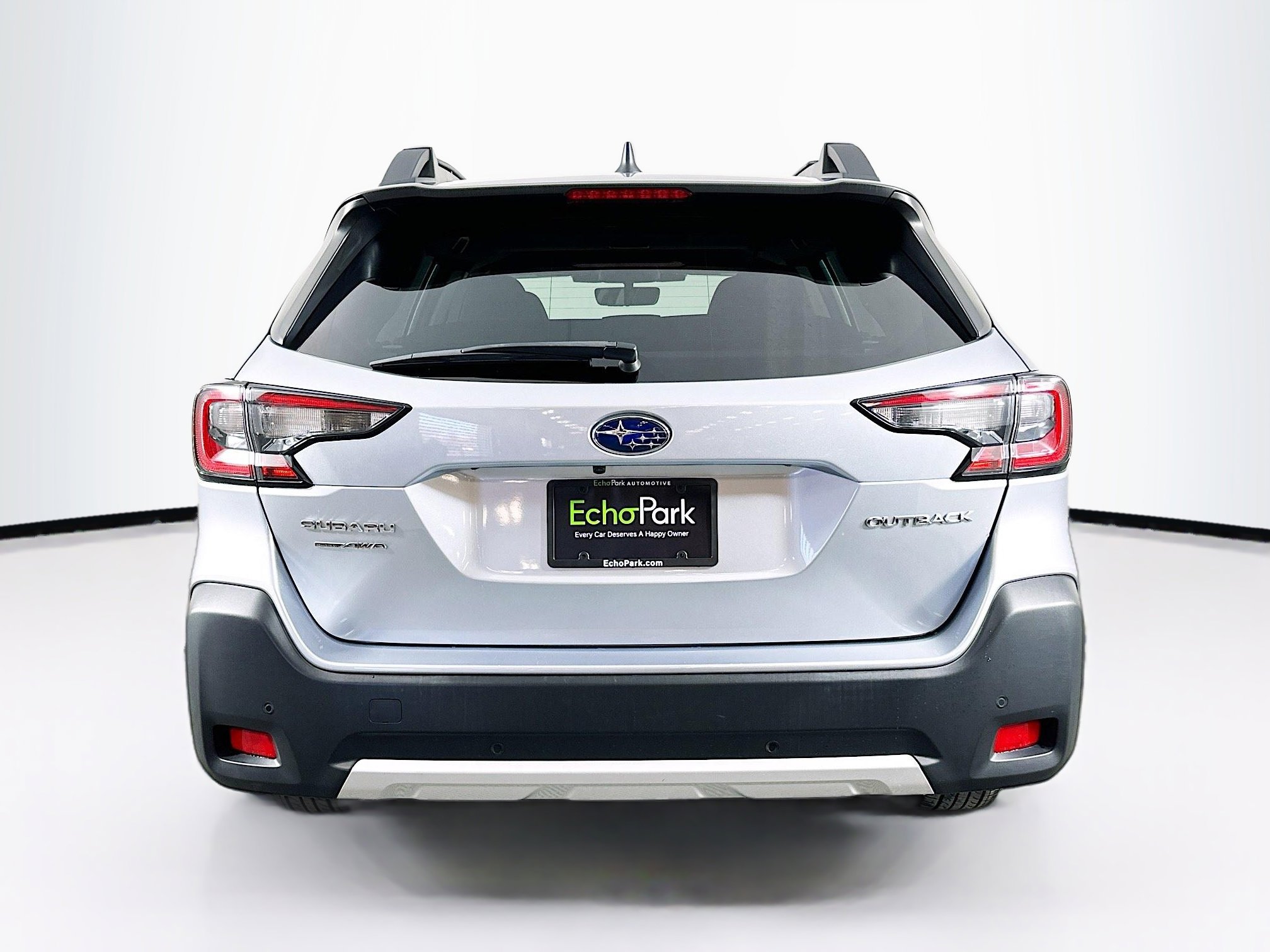 Used 2023 Subaru Outback Limited image 7