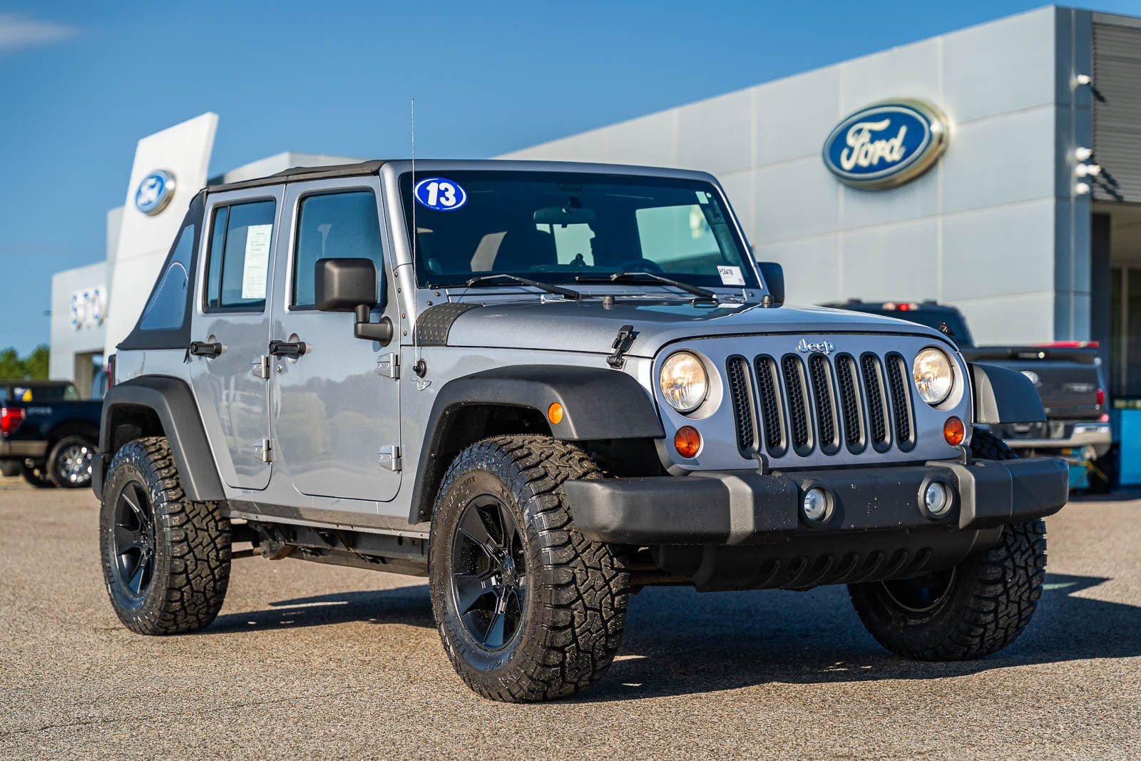 Used 2013 Jeep Wrangler Unlimited Sport w/ Connectivity Group image 1