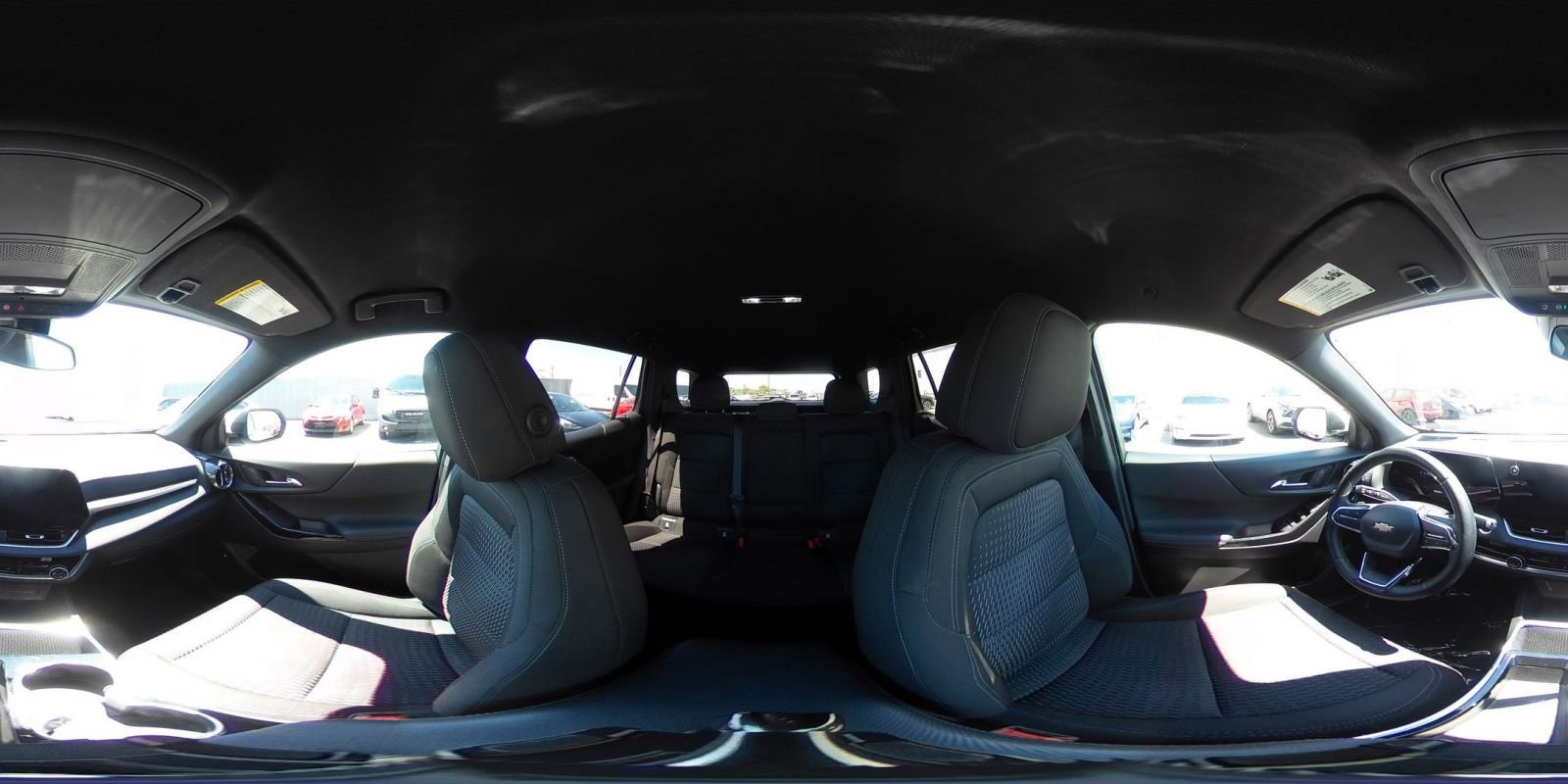 Used 2025 Chevrolet Equinox LT FWD image 42