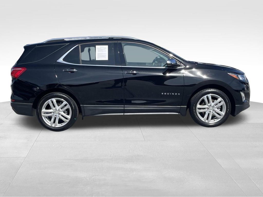 New 2026 Chevrolet Equinox LT w/ Convenience Package II image 2