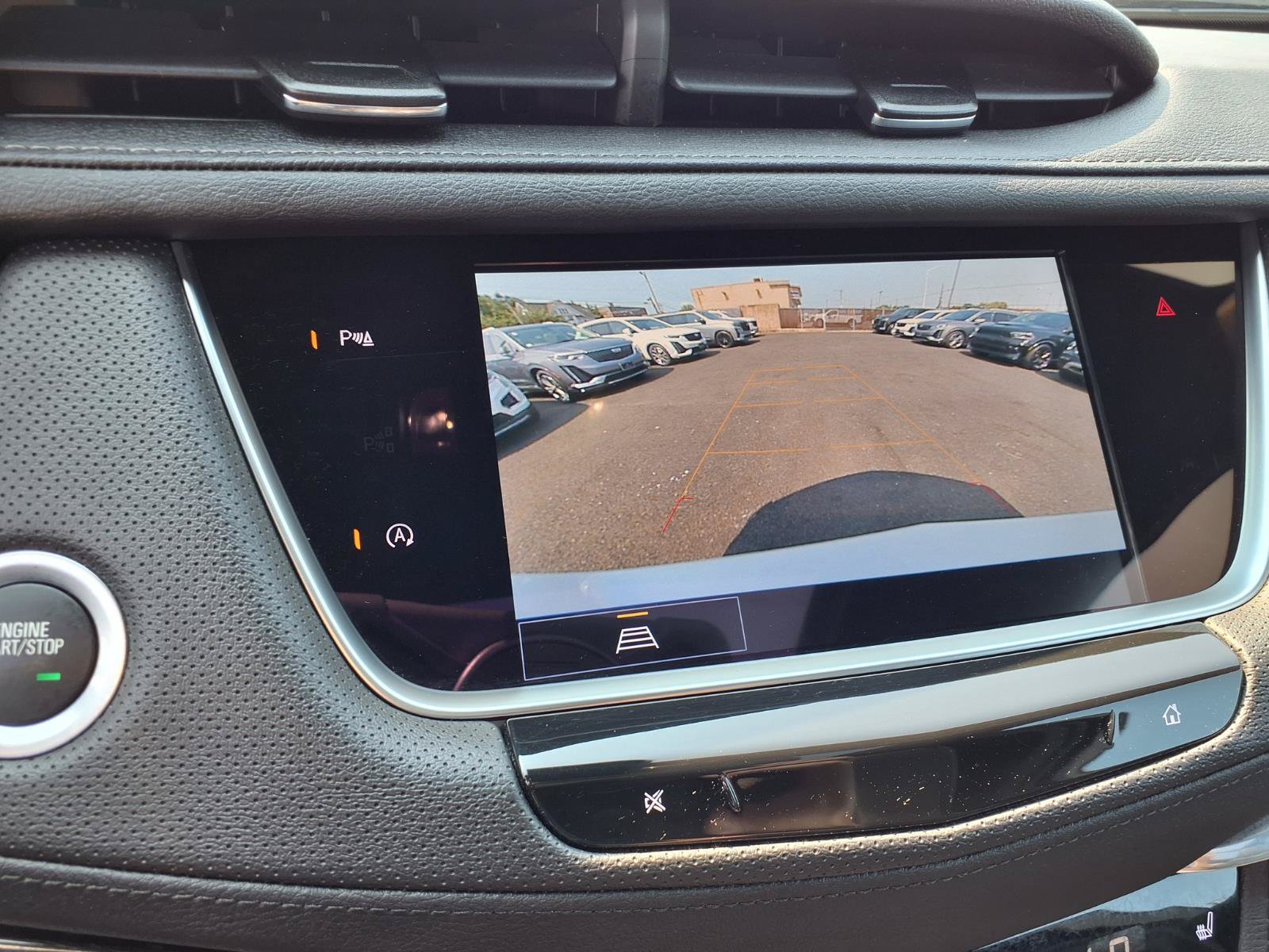 Certified 2024 Cadillac XT5 Premium Luxury w/ LPO, Floor Liner Package AWD/4WD image 27