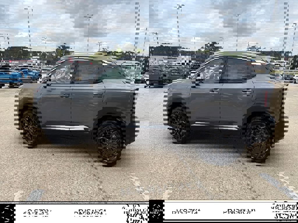 New 2026 Nissan Kicks SR image 12