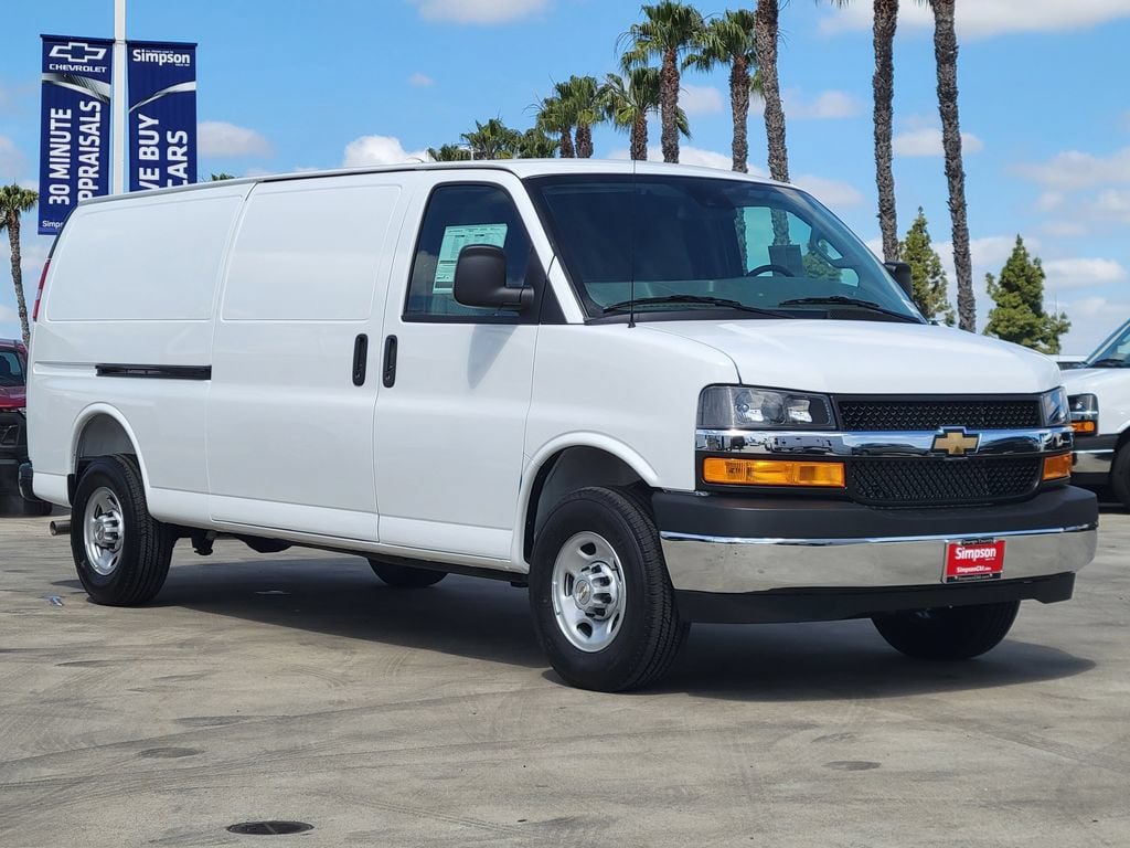 New 2026 Chevrolet Express 3500 Extended w/ Driver Convenience Package RWD image 23