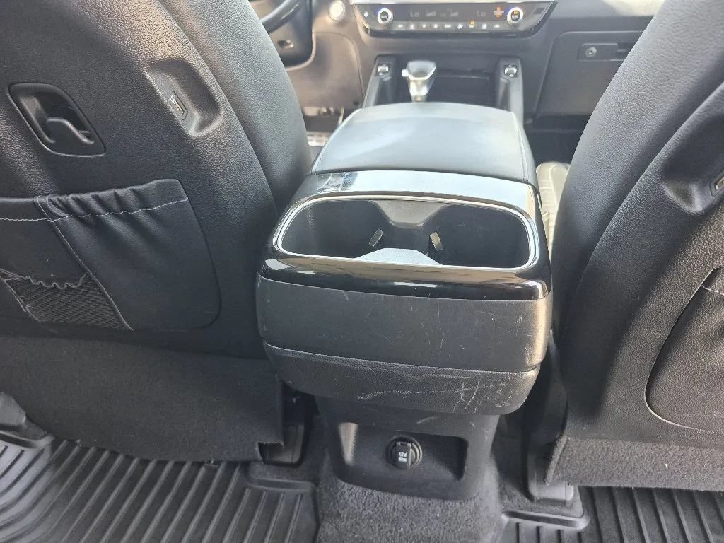 Used 2022 Kia Telluride SX w/ Towing Package AWD/4WD image 23