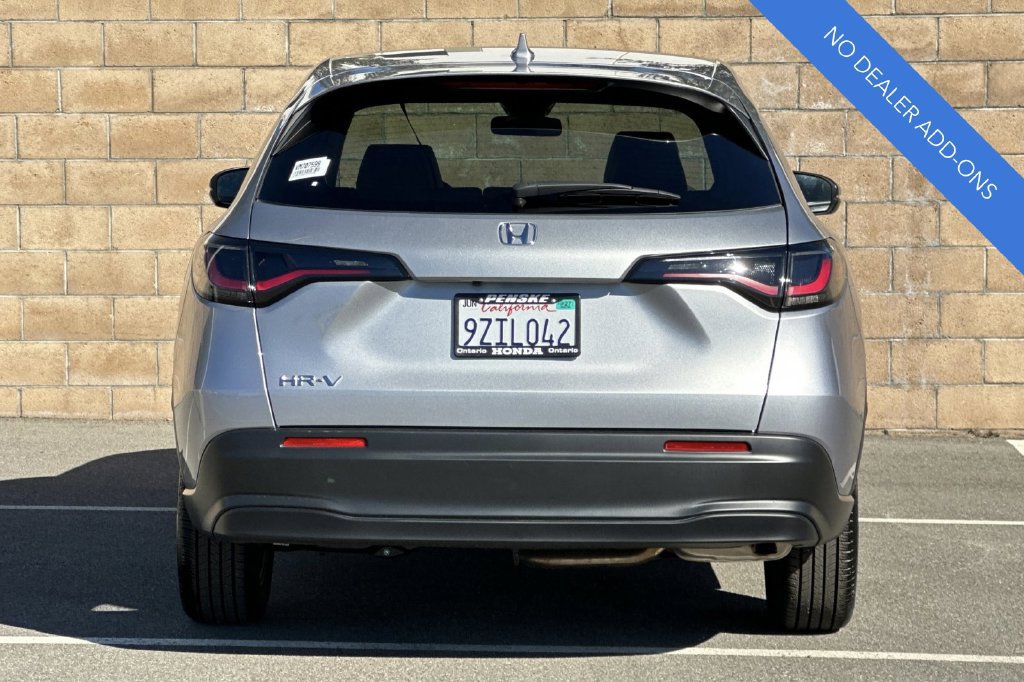 Certified 2027 Honda HR-V LX image 5