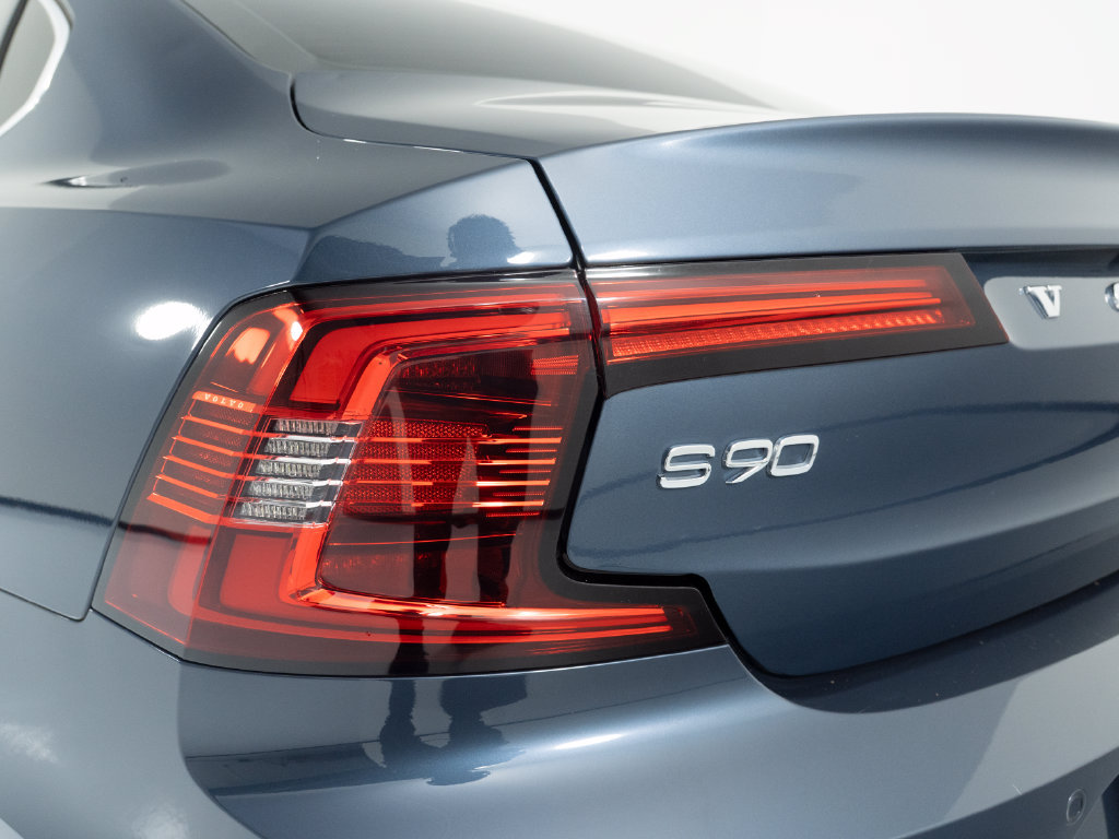 Used 2023 Volvo S90 B6 Ultimate w/ Lounge Package AWD/4WD image 46