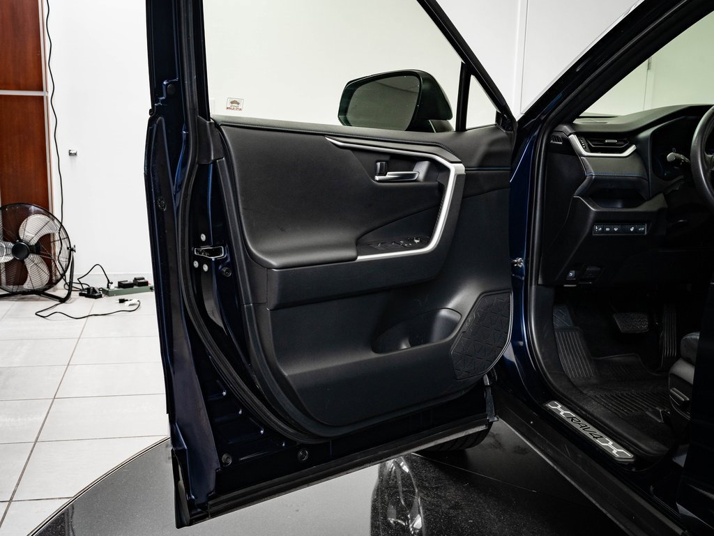 Used 2019 Toyota RAV4 XSE w/ XSE Weather Package image 29