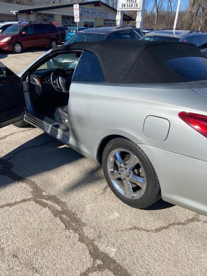 Used 2006 Toyota Solara SE image 4