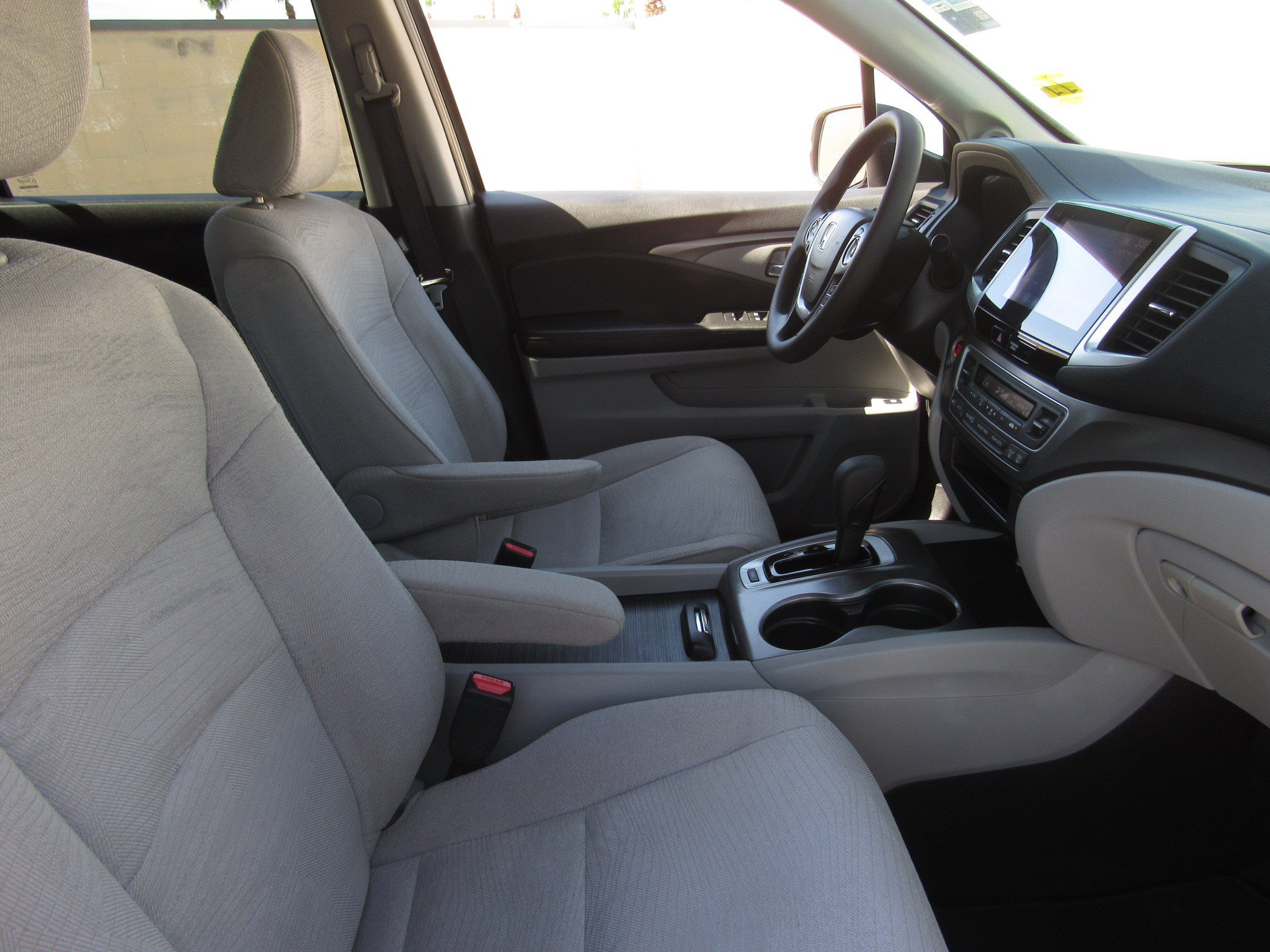 Used 2017 Honda Pilot EX image 8